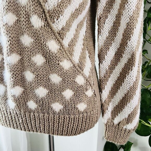 Chantelle Brown & White Angora Rabbit Hair Blend Cozy Sweater - Medium - Picture 5 of 9